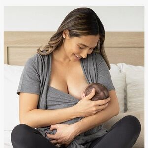 Kindred Bravely Organic Cotton Skin to Skin Wrap Top